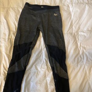 Black and gray workout leggings